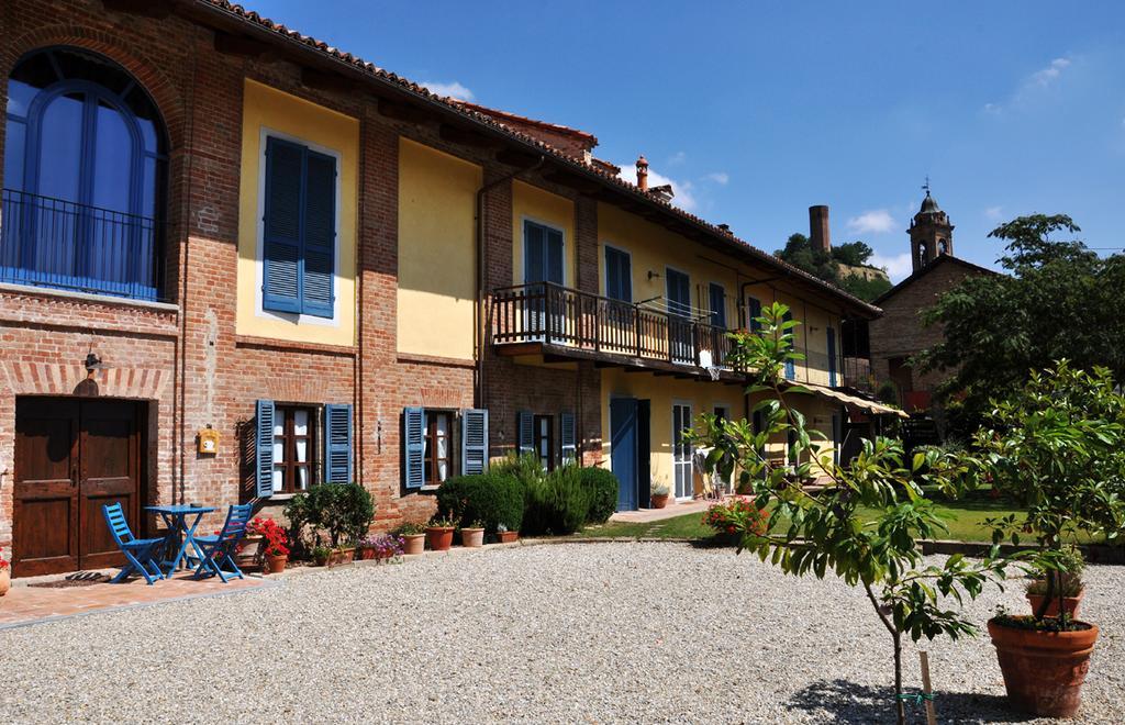 Antico Casale Mattei - Adult Only Acomodação com café da manhã Corneliano d'Alba Exterior foto